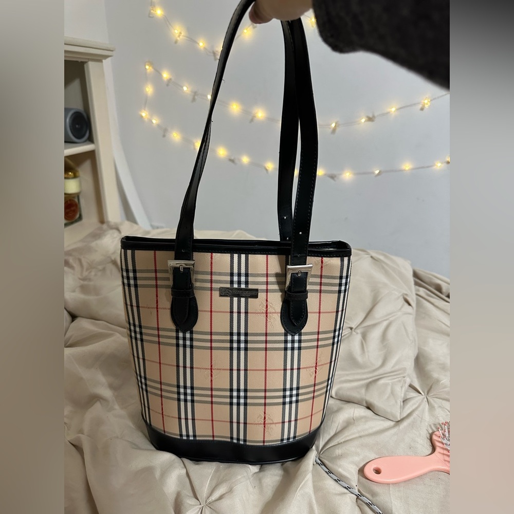 original print Burberry Haymarket Check Tote Brown. Small tote bag.